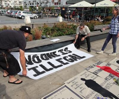 Le précédent hommage aux migrants décédés (Calais, 22 juillet)