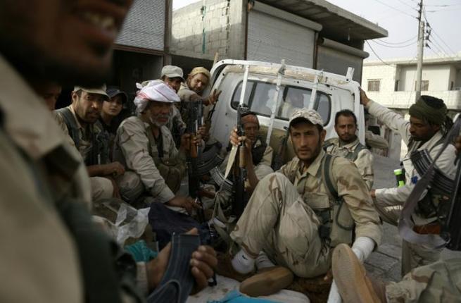 Combattants du QSD au nord de Manbij