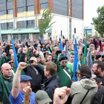 A la manifestation de Belfast