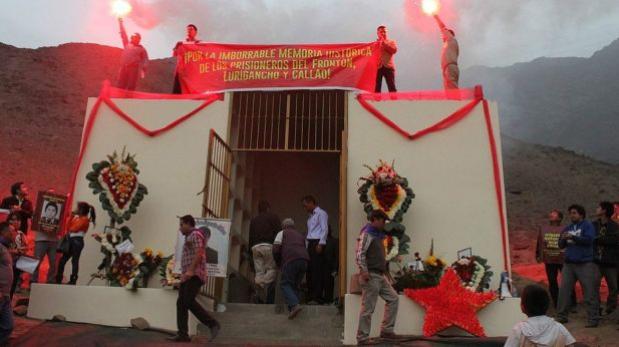 Hommage aux prisonniers maoïstes assassinés au mausolée de Comas