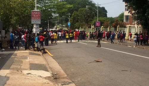 Manifestants du DUT mercredi à Durban