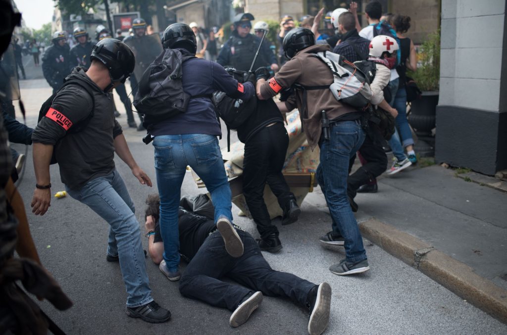 Arrestation et matraquage à Nantes