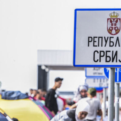 Migrants à la frontière serbe