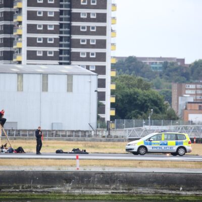 BLM-UK bloque l'aéroport de London-City