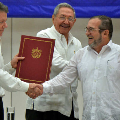 La signature de l'accord de paix à La Havane