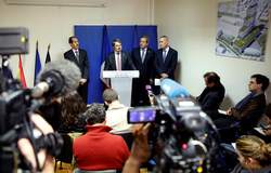 La conférence de presse des procureurs