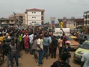 Manifestation des enseignants à Bamenda