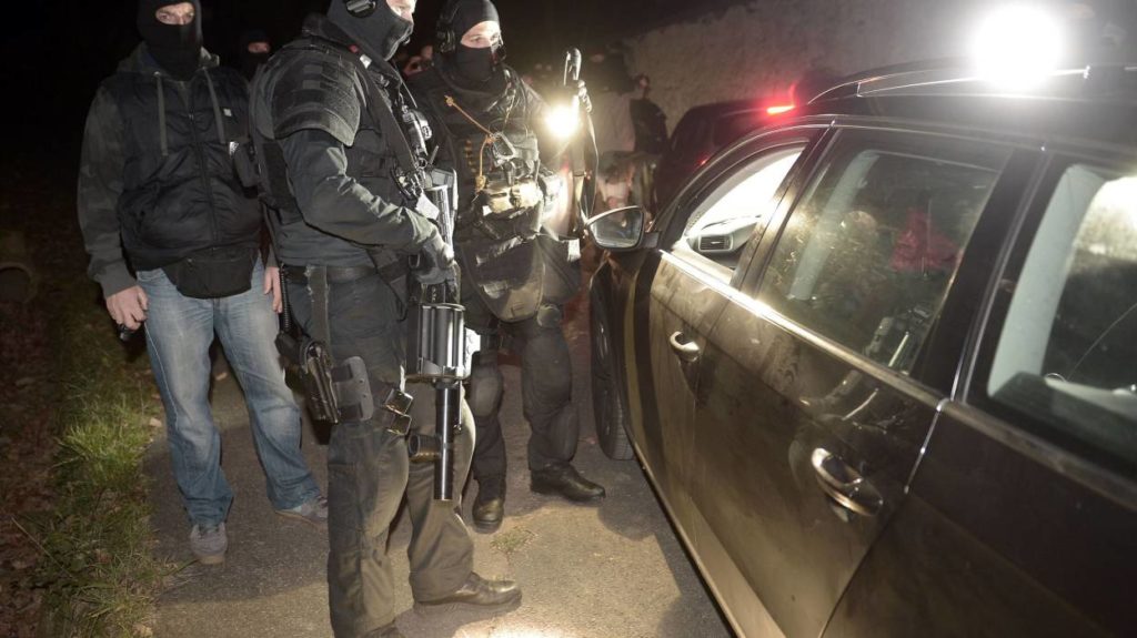Les policiers du RAID lors de l'opération du 16 décembre