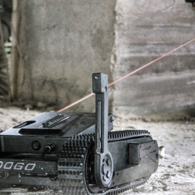 Le Dogo dispose d'un système de visée par pointeur laser