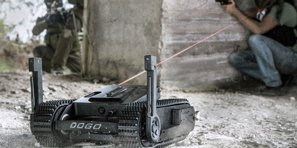 Le Dogo dispose d'un système de visée par pointeur laser