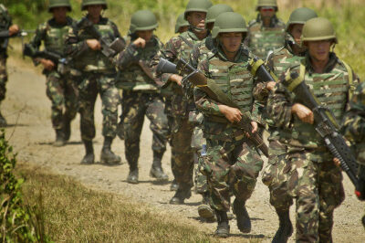 Militaires philippins en opération