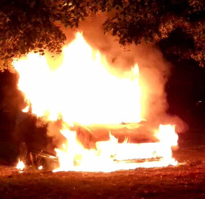 Un véhicule diplomatique français incendié à Berlin