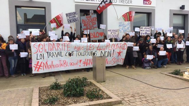 Une centaine de manifestants en solidarité avec les 4 inculpés à Plouaret