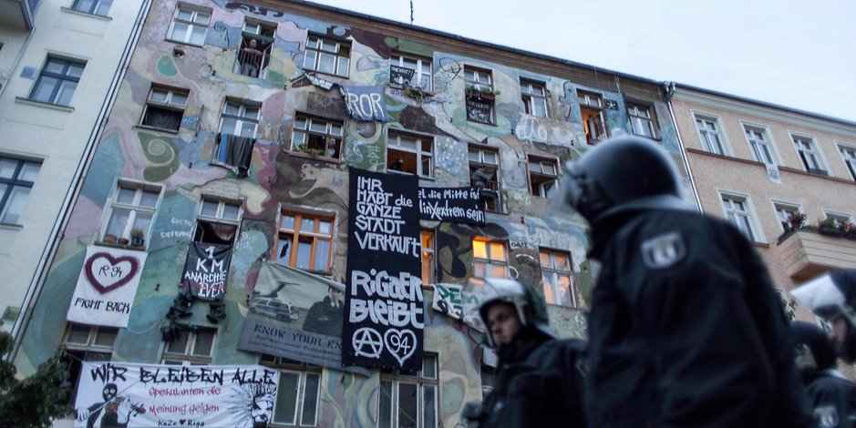 La Rigaer Strasse La Rigaer Strasse