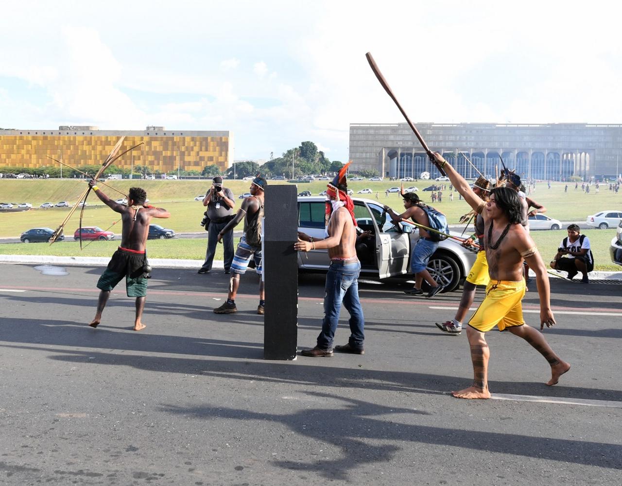 Les affrontements à Brasilia