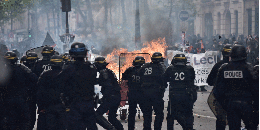 Les affrontements à Paris