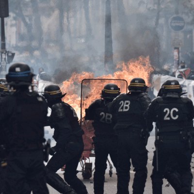 Les affrontements à Paris