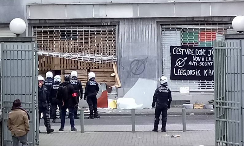 Expulsion du 1er CSA, rue Godecharle