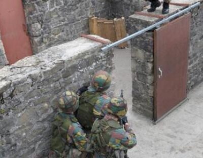 Entraînement au combat urbain dans le camp de Lagland (Arlon)
