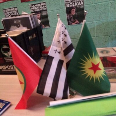 Bretagne: Succès du Fest Noz en soutien au Rojava
