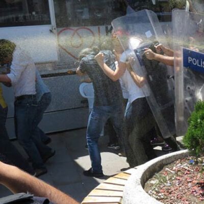 La répression de la manifestation