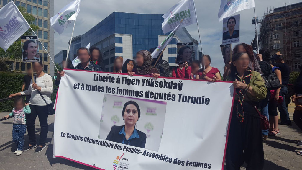 Rassemblement à Bruxelles pour Figen