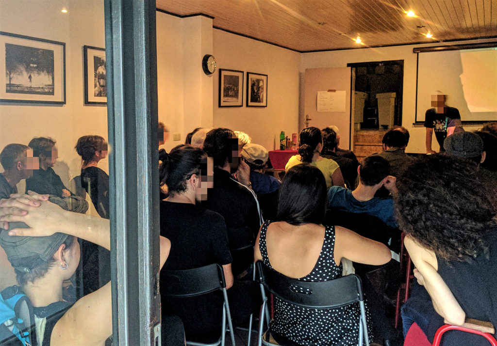 Salle comble lors de la première partie de la commémoration pour Sacco & Vanzetti