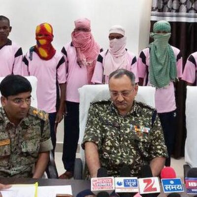 Reddition de sept guérilleros