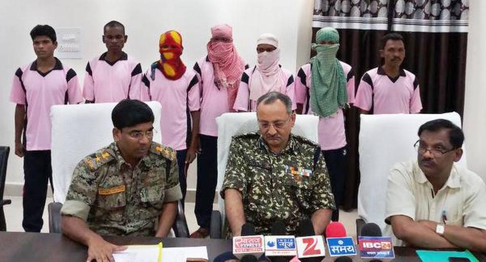 Reddition de sept guérilleros