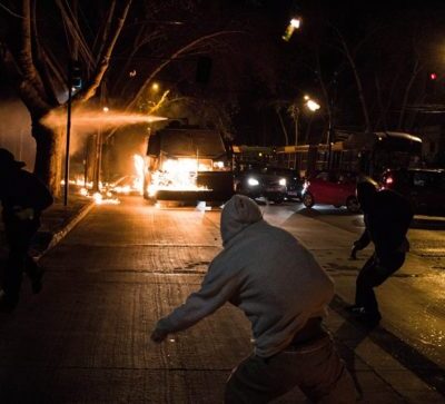 Affrontements à Santiago