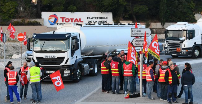 Barrage de routiers grévistes 