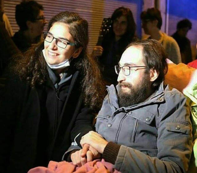 Semih Özakça et son épouse Esra.