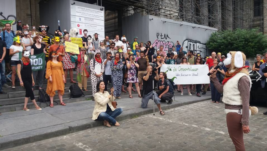 Le précédent rassemblement pour les inculpés Le précédent rassemblement pour les inculpés