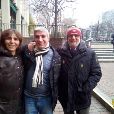 Mehmet Yeşilçalı (au centre) à sa sortie de prison le 1er décembre 2017.