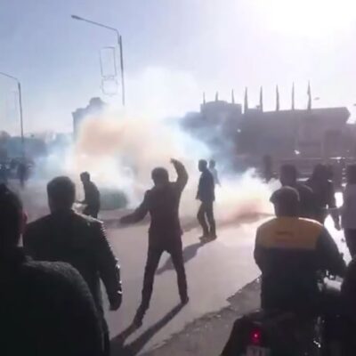 Affrontements à Mashhad