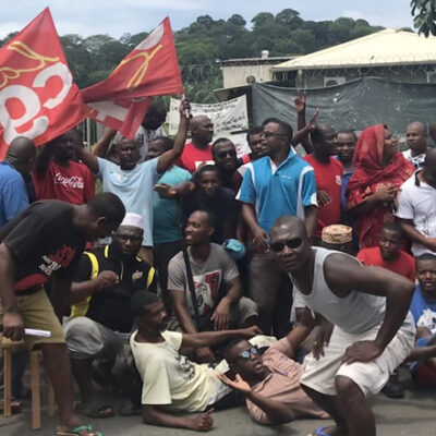 Piquet de grève chez Mayco