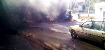 Blocage d'une route à Mdhilla