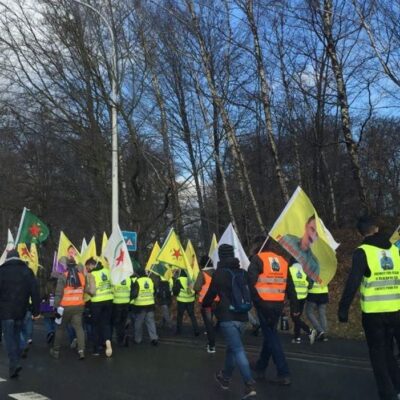 Les marcheurs sur la N25 ce samedi