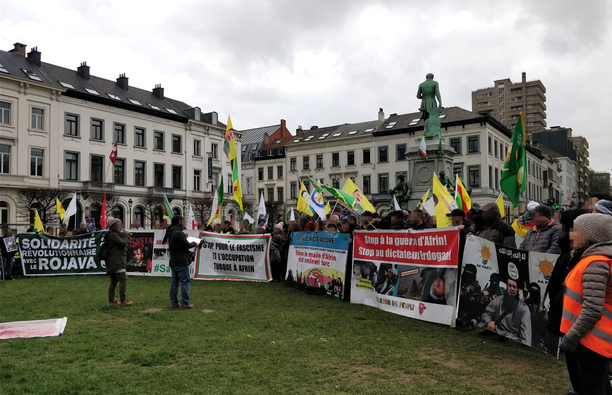 300 personnes rassemblées pour les martyrs internationalistes