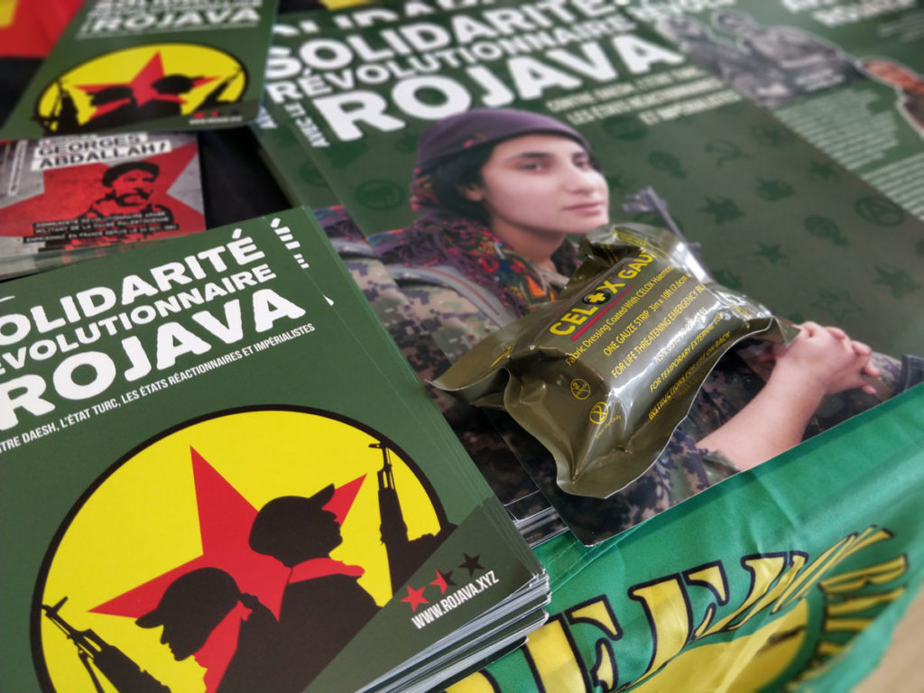 Stand de solidarité avec les internationalistes du Rojava