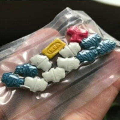 La photo avec l'empreinte digitale partielle