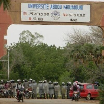 La gendarmerie sur le campus de Niamey