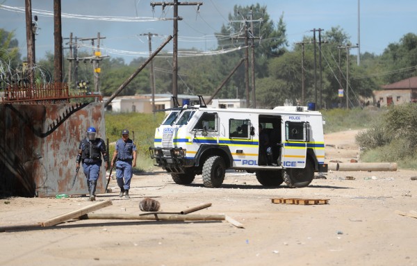 Intervention policière à Mahikeng