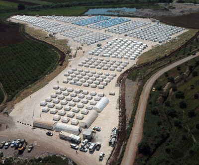 Un camp de transit créé par les turcs pour accueillir les jihadistes de la Goutha et leurs familles destinés à remplacer les populations kurdes d'Afrin