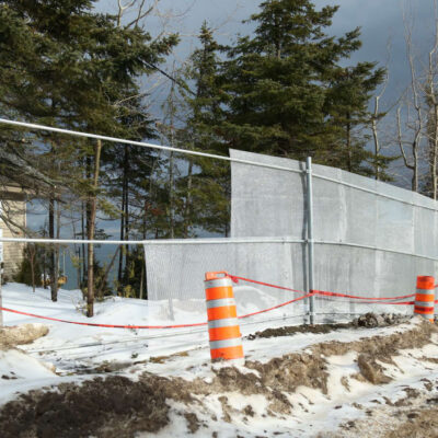 Construction d'une clôture à La Malbaie