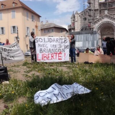 Solidarité avec les trois de Briançon