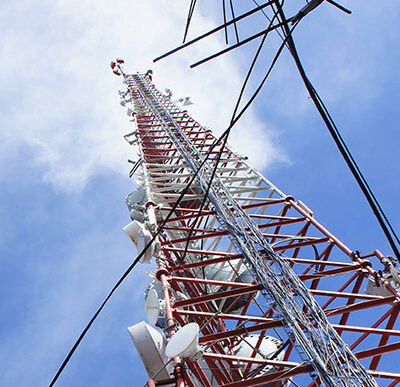 Une tour de télécommunication