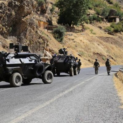 Forces de sécurité turques au Kurdistan