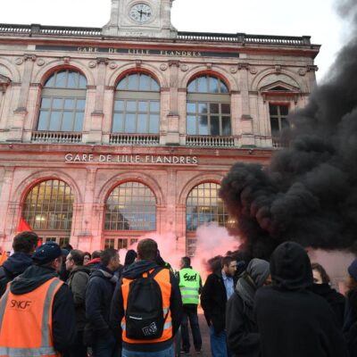 La grève à la gare de Lille-Flandres