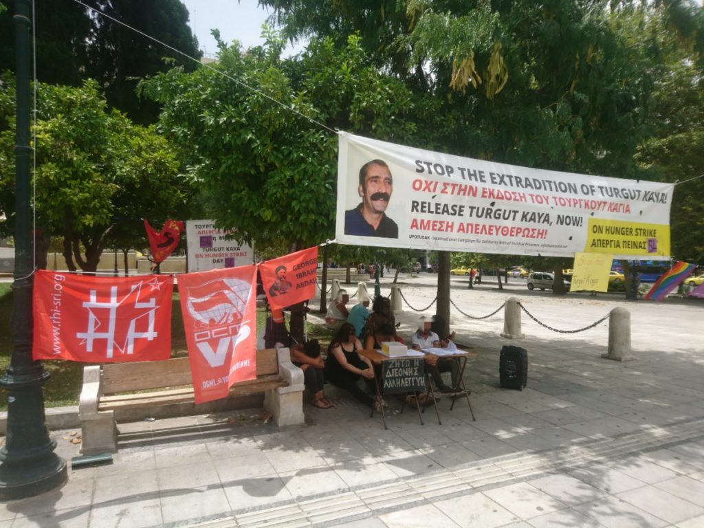 Calicot pour la libération de Turgut Kaya à Athènes